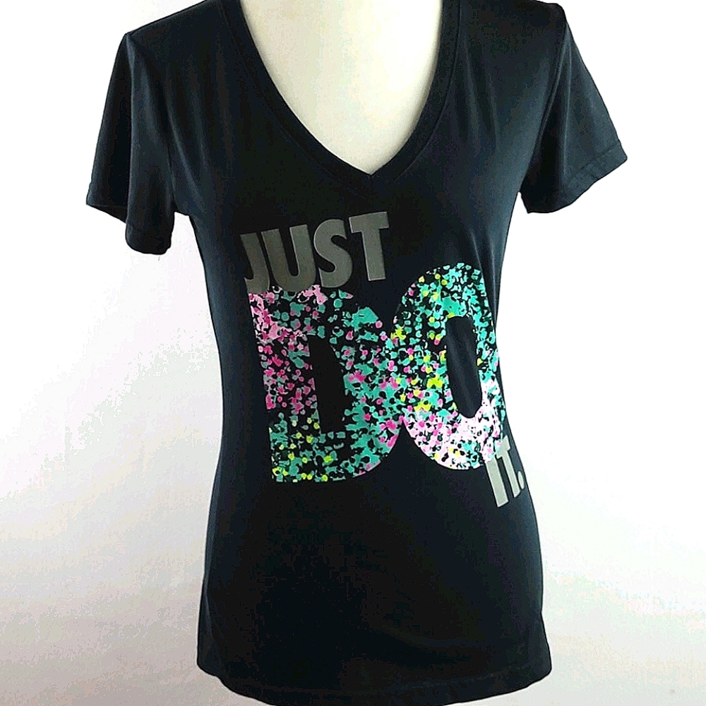 Nike slim fit v neck tee